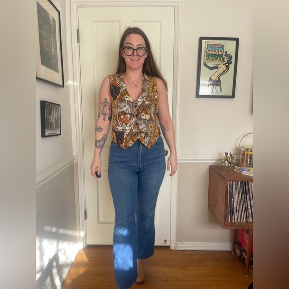 80s-90s Vintage Village Flair Big Cat Vest - Picture 2 of 7